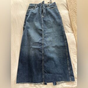 Zara Women Denim Skirt NWOT